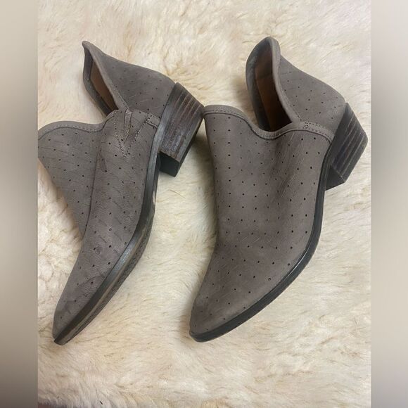 Lucky Brand Beige Stone Lucky Brand Brooklin Perforated Suede Booties size 7 - Picture 3 of 8
